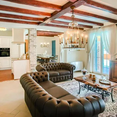Villa, * Pridraga